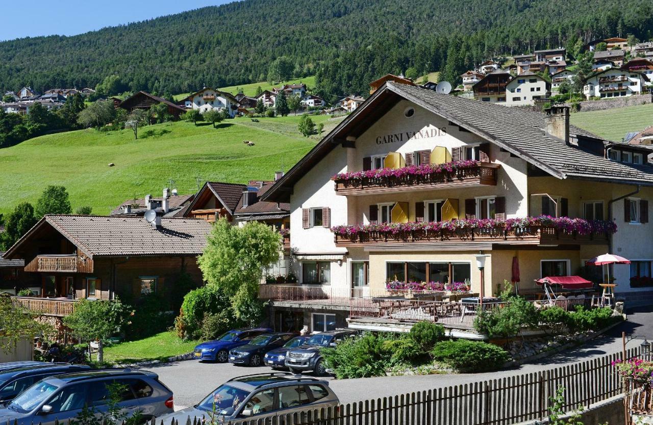 Hotel Garni Vanadis Ortisei Exteriér fotografie